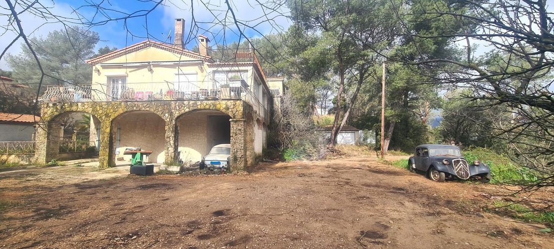 Casa a Cuges-les-Pins, Provenza-Alpi-Costa Azzurra, Francia 4 - 18880654