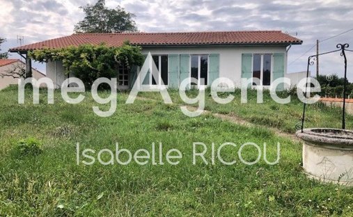 House in Marennes, Marennes-Hiers-Brouage, France 1