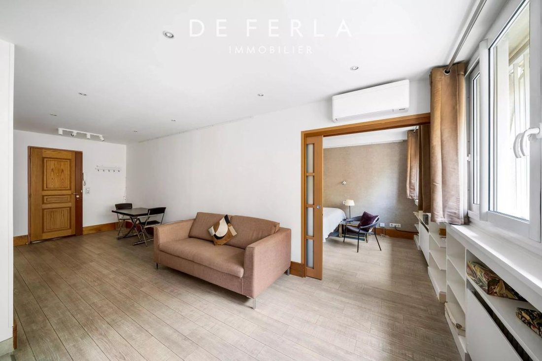 Apartamento en Triangle d'Or, Paris 8e Arrondissement, París 3 - 18882109