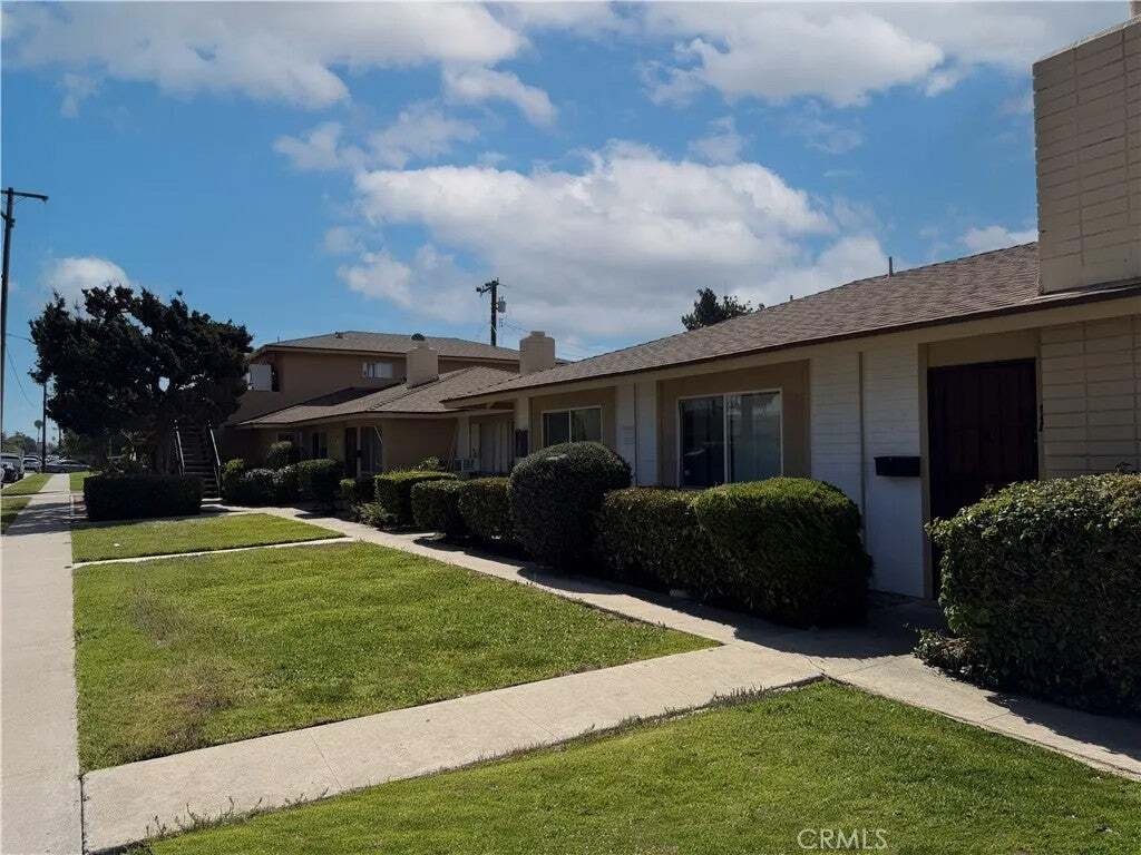 Garden Grove, California, United States 2 - 18890027