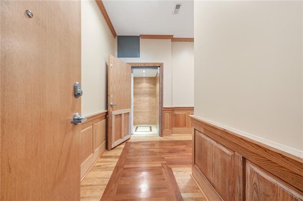 Condo in Atlanta, Georgia, United States 5 - 18890228
