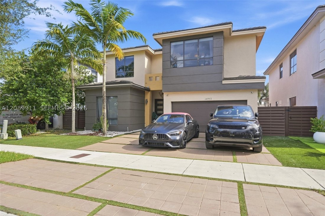 House in Miami, Florida, United States 4 - 18889851