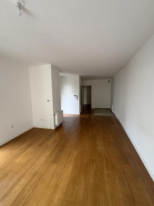 Appartement à Centre-Voltaire, Asnières-sur-Seine, France 3 - 18887529