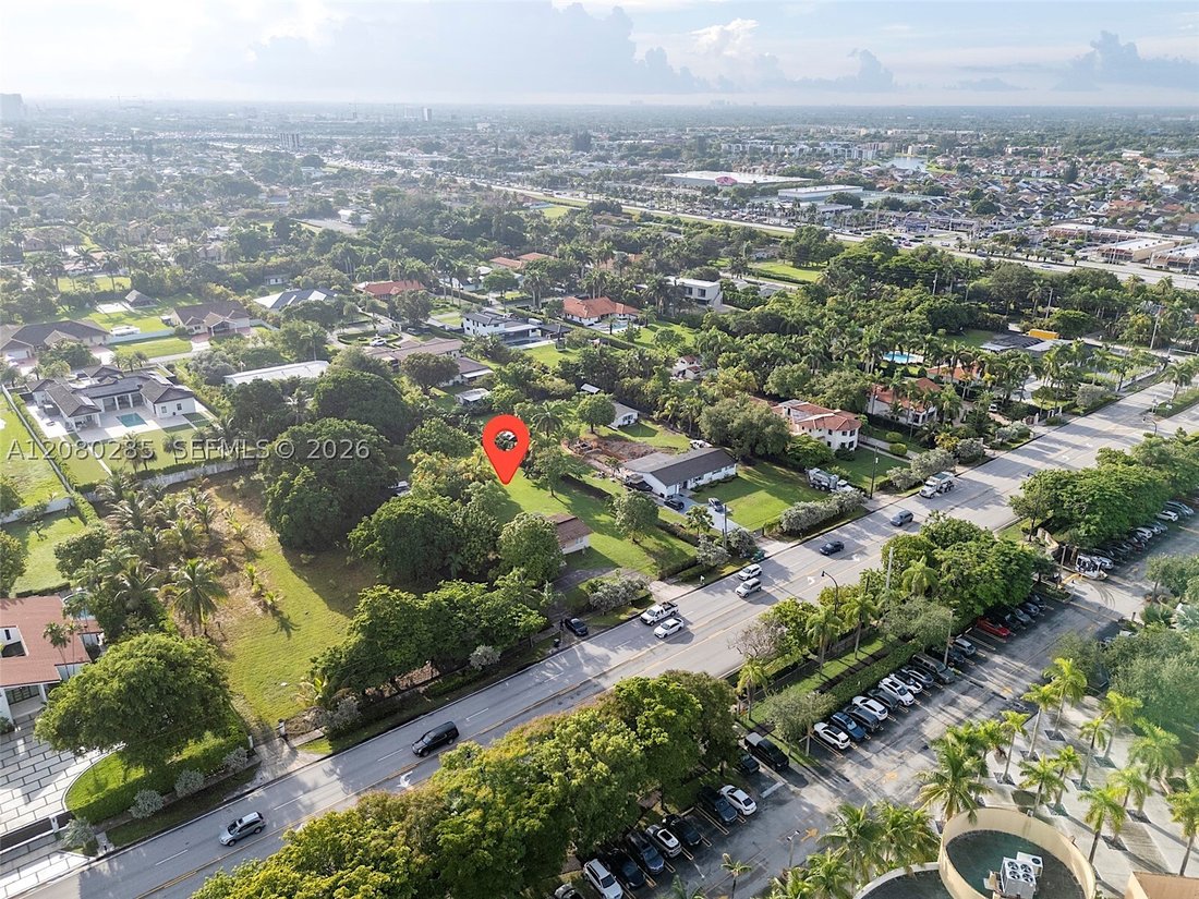 House in Miami, Florida, United States 4 - 18889881