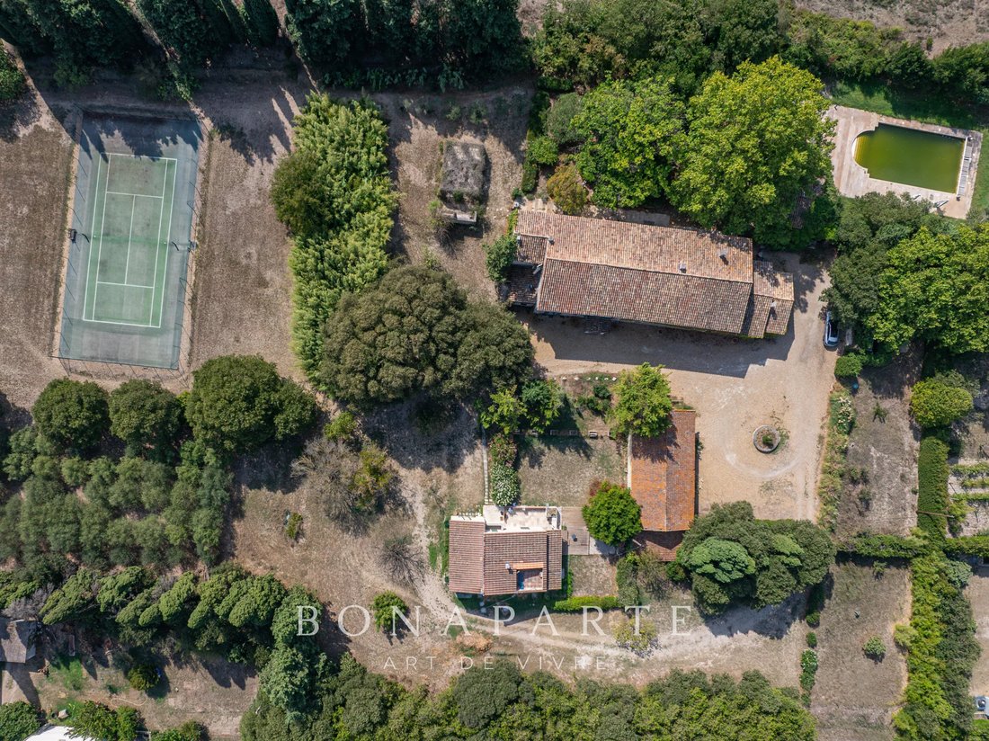 Country House in Saint-Etienne-du-Grès, Provence-Alpes-Côte d'Azur, France 2 - 18885336
