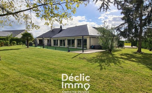 Maison à Saint-Cyr-sur-Loire, Centre-Val de Loire, France 1