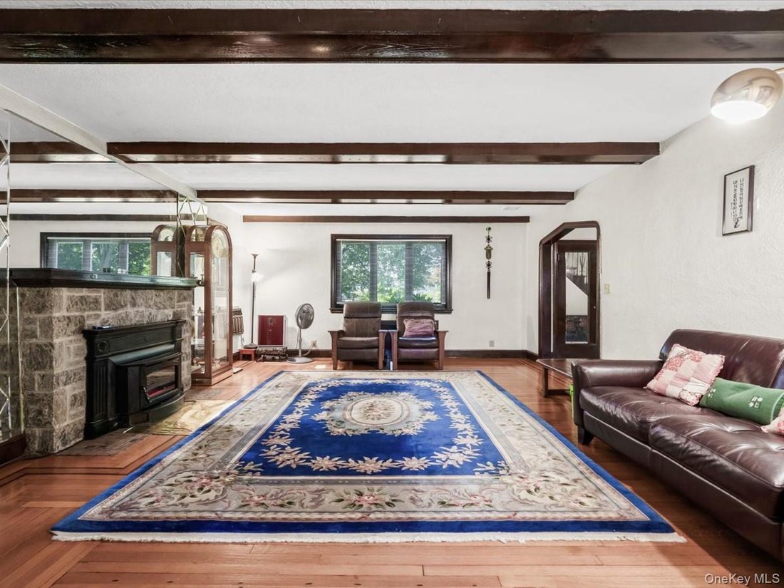 House in New York, New York, United States 5 - 18888961