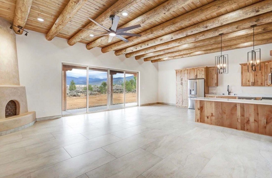 House in Taos, New Mexico, United States 2 - 18888160