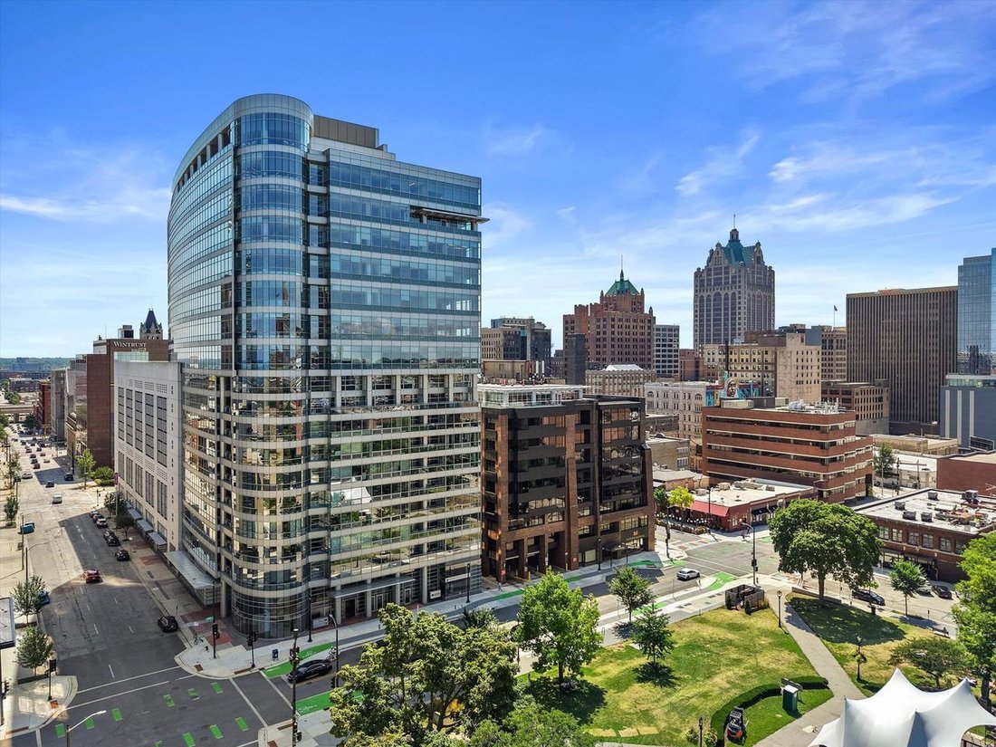 Condominio en Milwaukee, Wisconsin, Estados Unidos 2 - 18889544
