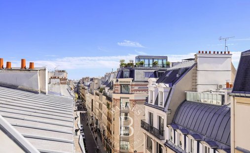 Apartment in Paris 2e Arrondissement, Paris, France 1