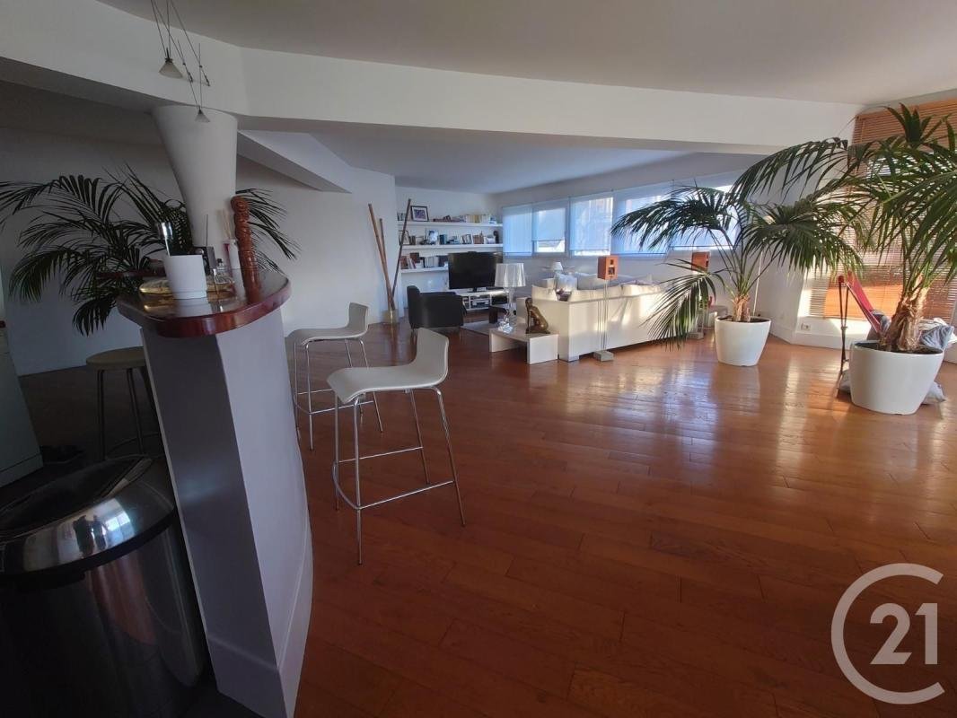Appartement à Fontenay-sous-Bois, Île-de-France, France 4 - 18883320