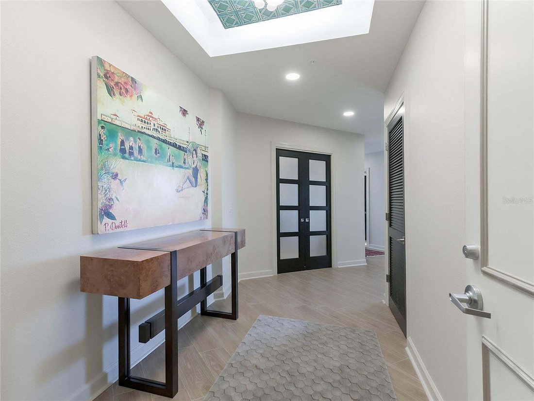 Condo in St. Petersburg, Florida, United States 4 - 18889128