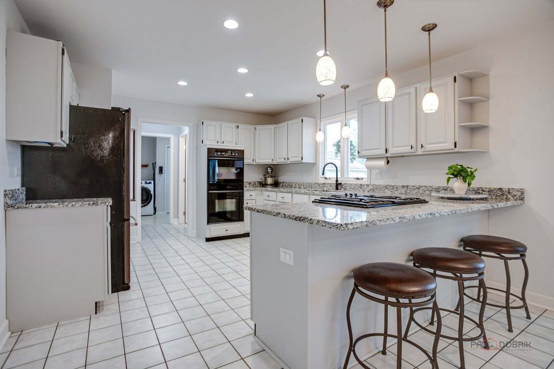 House in Libertyville, Illinois, United States 2 - 18889610