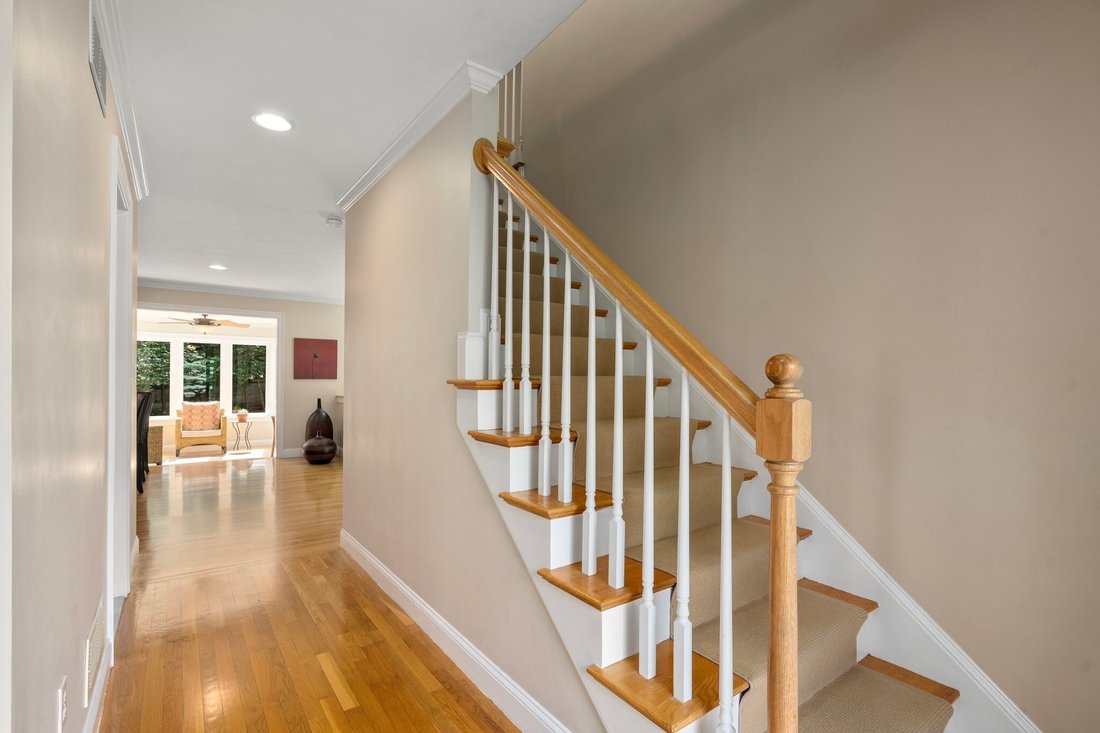 House in Milton, Massachusetts, United States 3 - 18890559