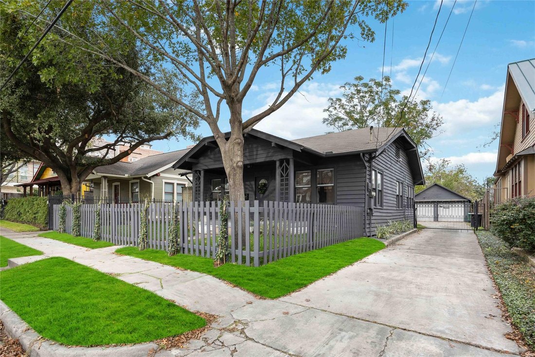 House in Houston, Texas, United States 5 - 18879558
