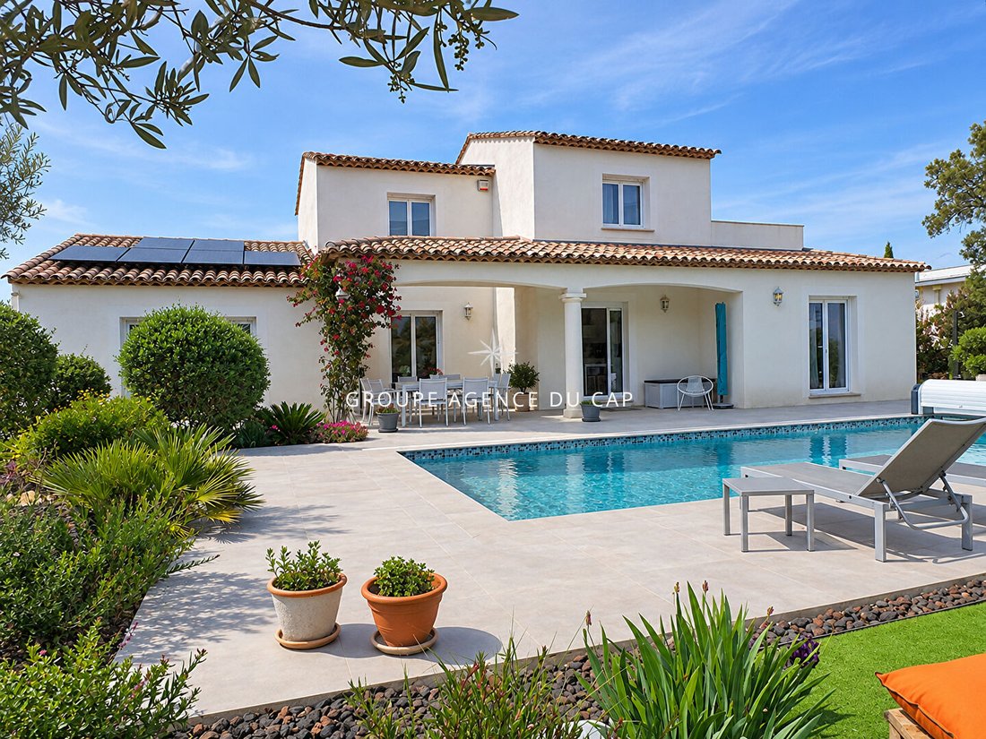 Villa in Boulouris, Saint-Raphaël, Frankreich 1 - 17892225