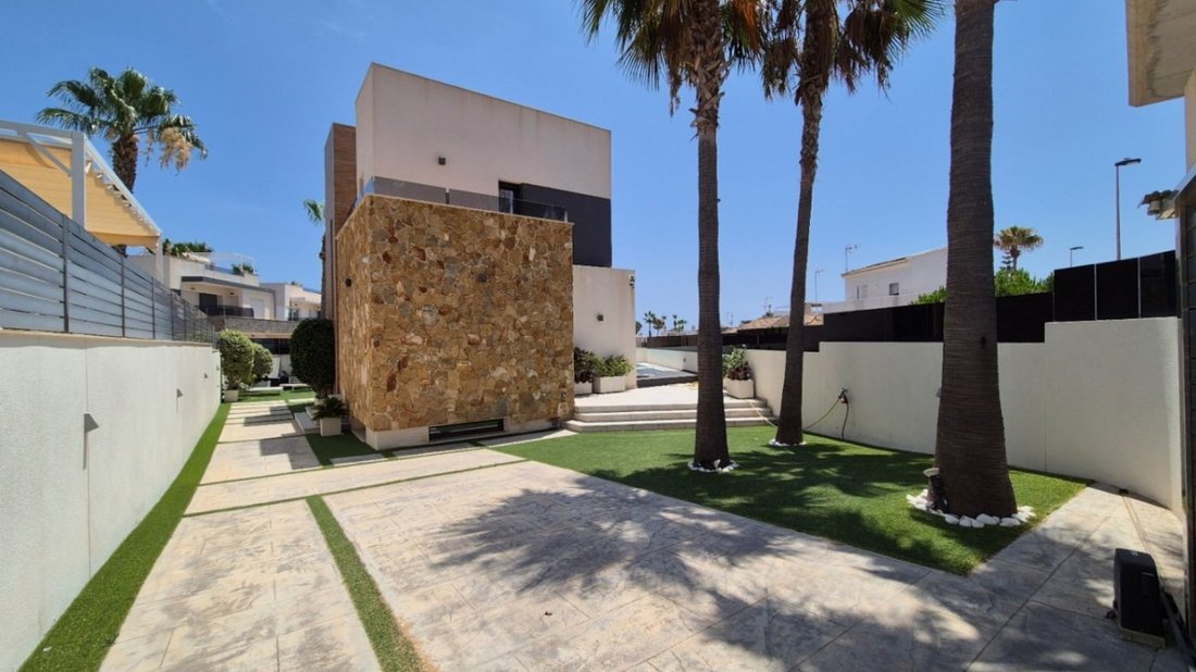 Haus in Torrevieja, Land Valencia, Spanien 5 - 18479770