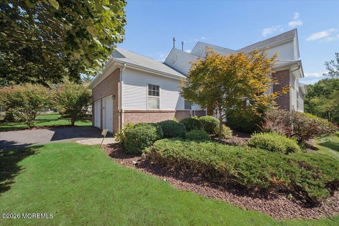 House in Manalapan Township, New Jersey, United States 3 - 18879321