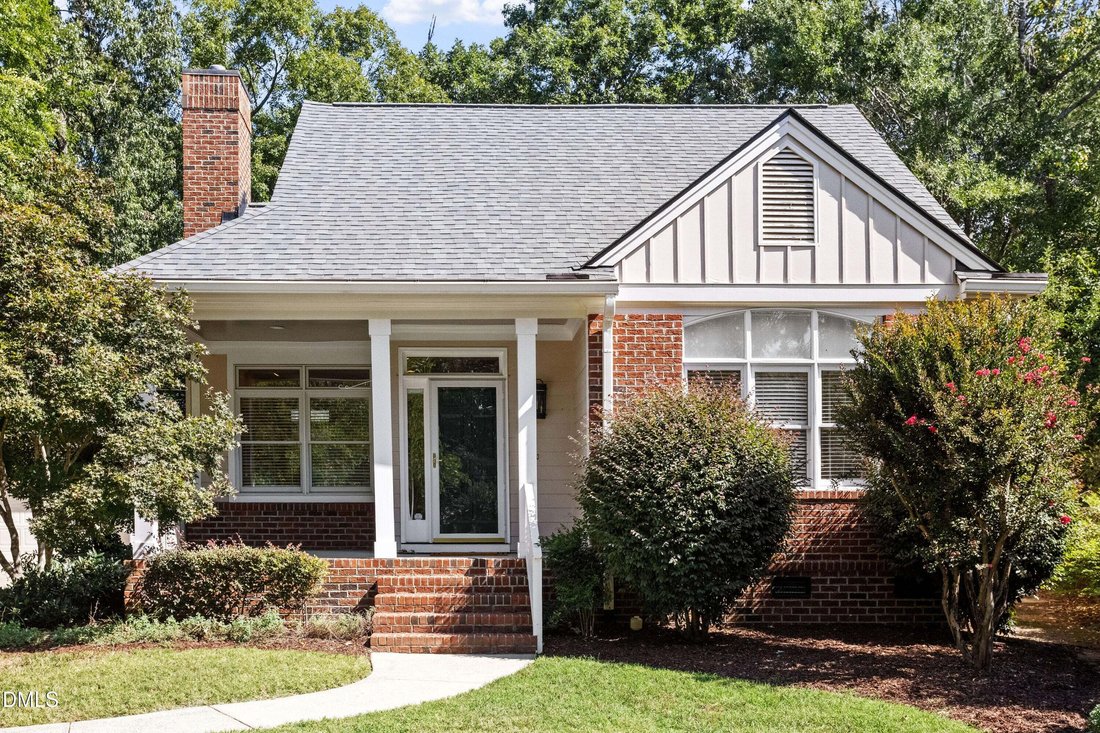 House in Chapel Hill, North Carolina, United States 1 - 18889456