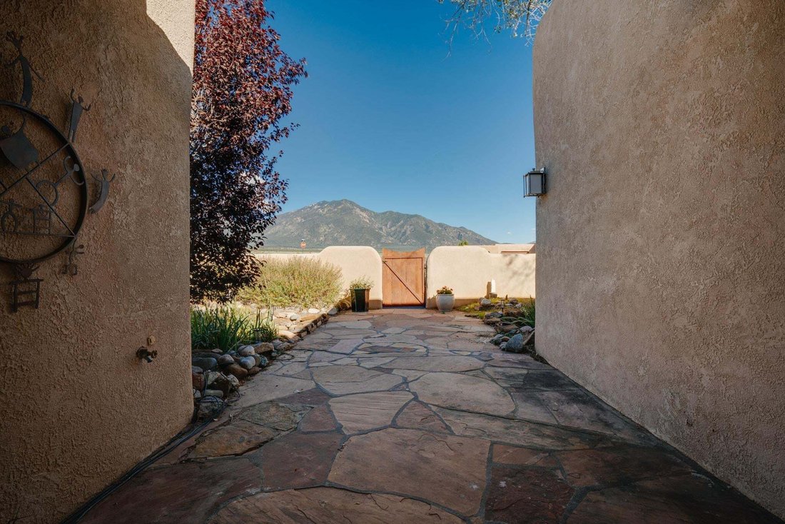 House in El Prado, New Mexico, United States 2 - 18888169