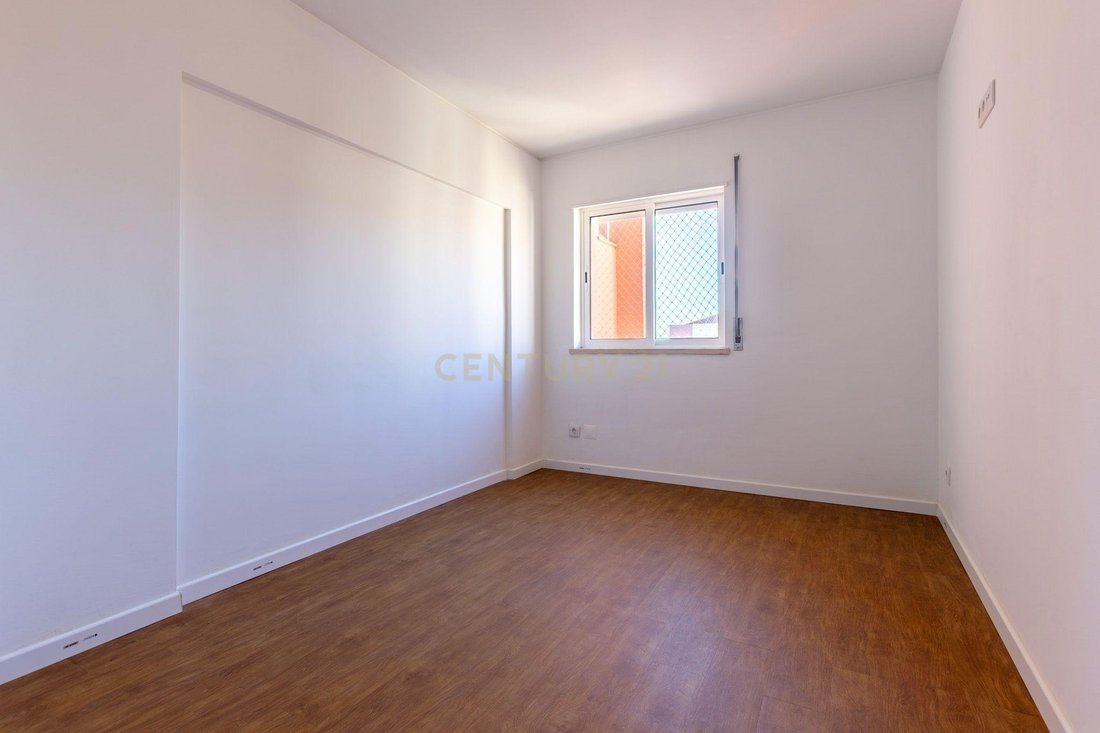Apartment in Alvalade, Lisbon, Portugal 2 - 18890788