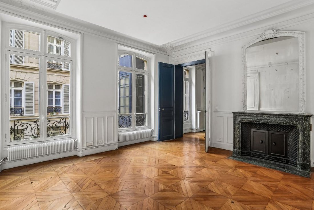 Appartamento a Elysées-Madeleine, Paris 8e Arrondissement, Parigi 5 - 18890873