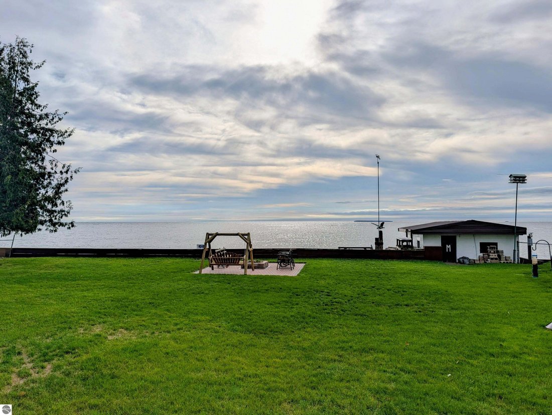 House in Au Gres, Michigan, United States 2 - 18635884