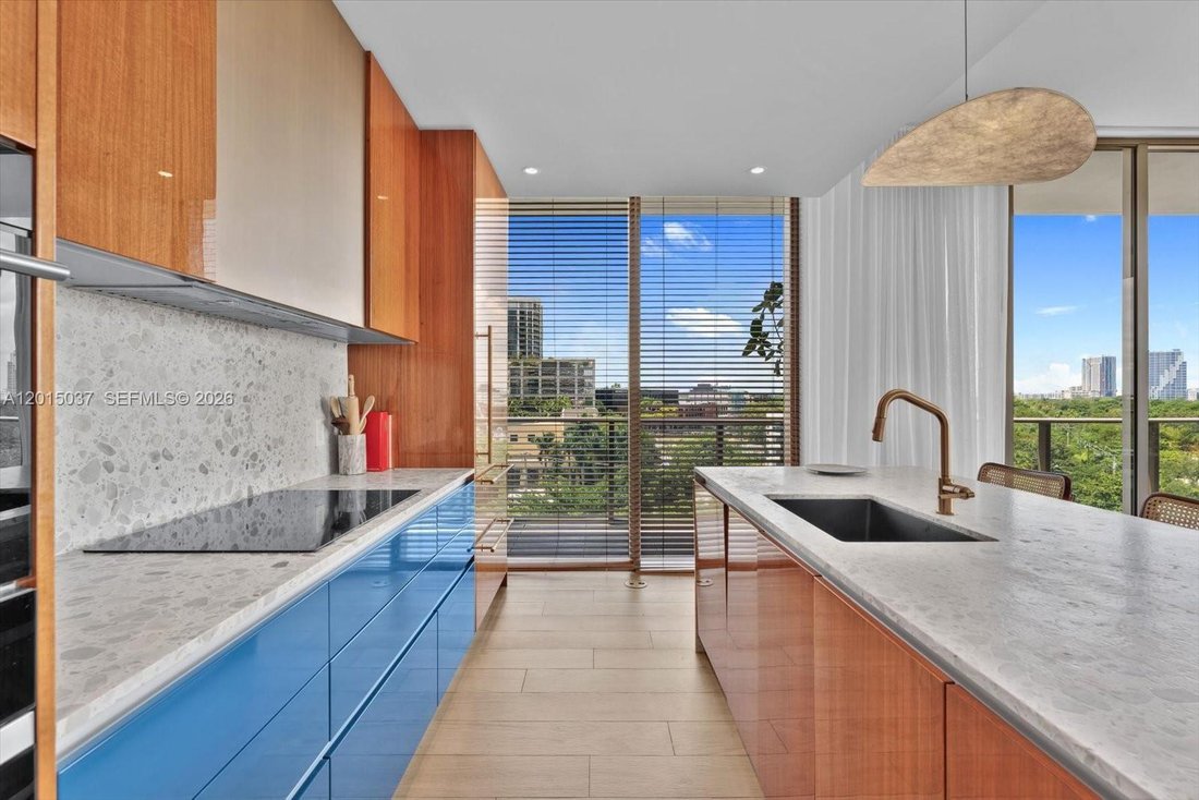 Condo in Miami, Florida, United States 4 - 17919455
