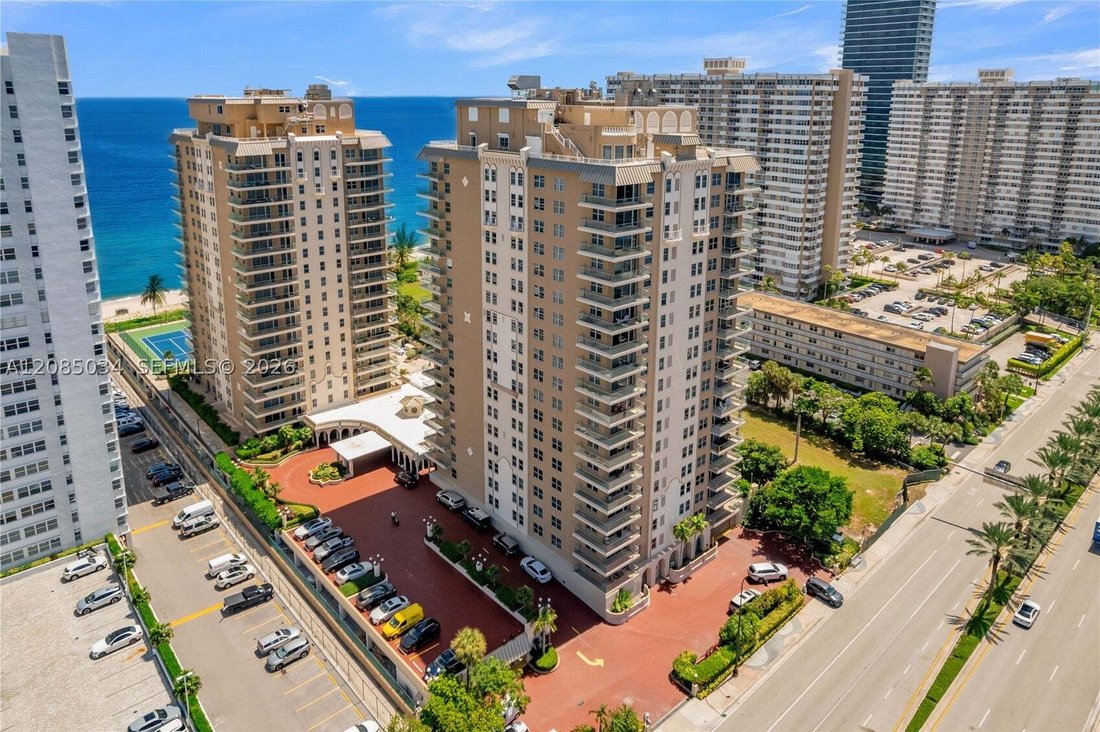 Appartement à Hallandale Beach, Floride, États-Unis 1 - 18889418
