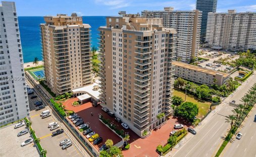 Condo in Hallandale Beach, Florida, United States 1