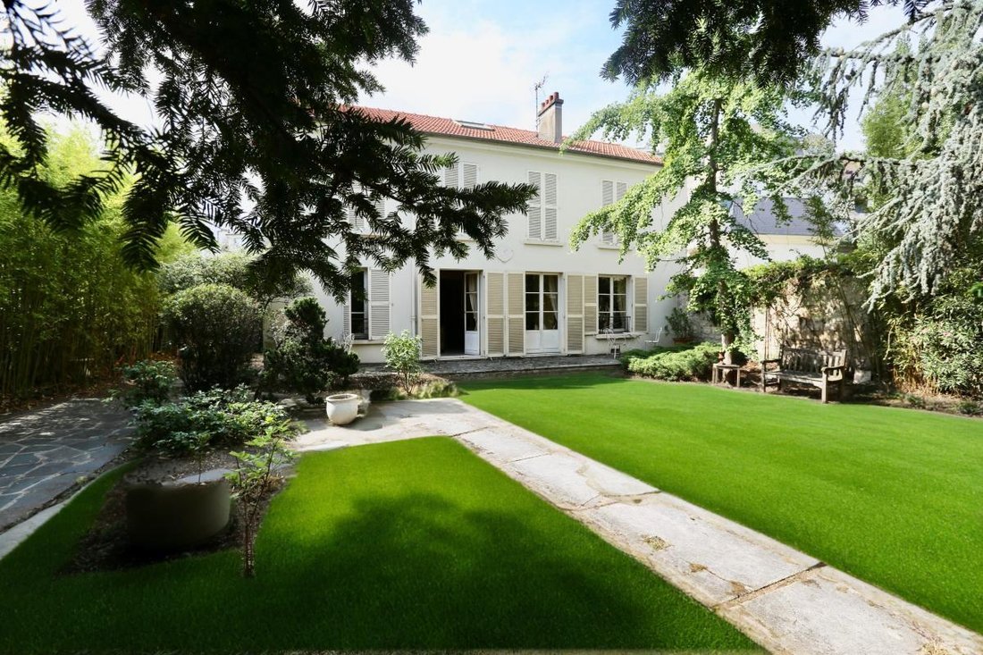 Maison à Chedal Anglay, La Garenne-Colombes, France 1 - 18883630