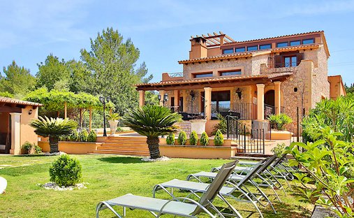 Finca in Bunyola, Balearic Islands, Spain 1