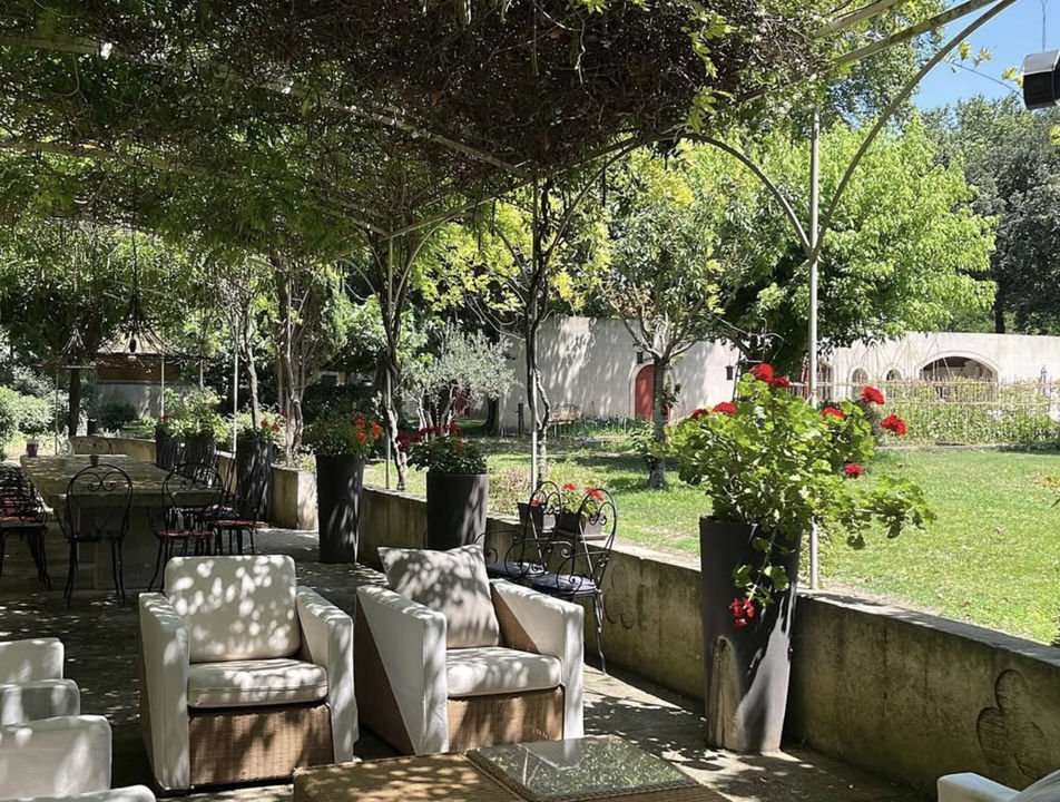 Casa a Arles, Provenza-Alpi-Costa Azzurra, Francia 2 - 18883923