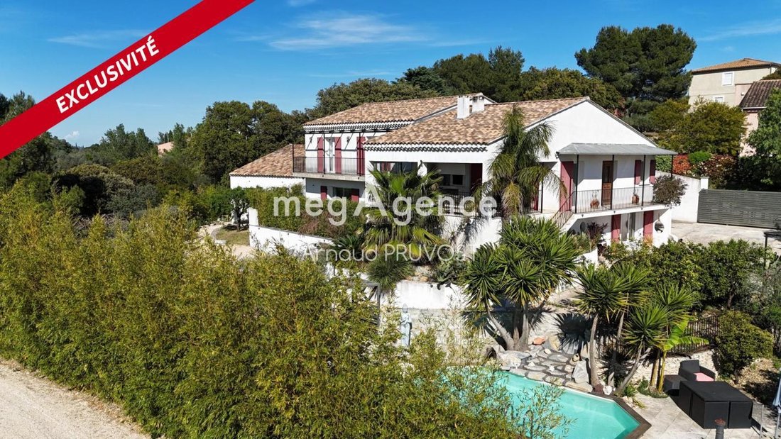 Maison à Arles, Provence-Alpes-Côte d'Azur, France 1 - 18886115
