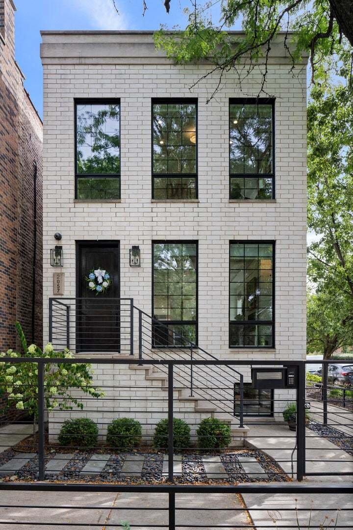 House in Chicago, Illinois, United States 2 - 18889585