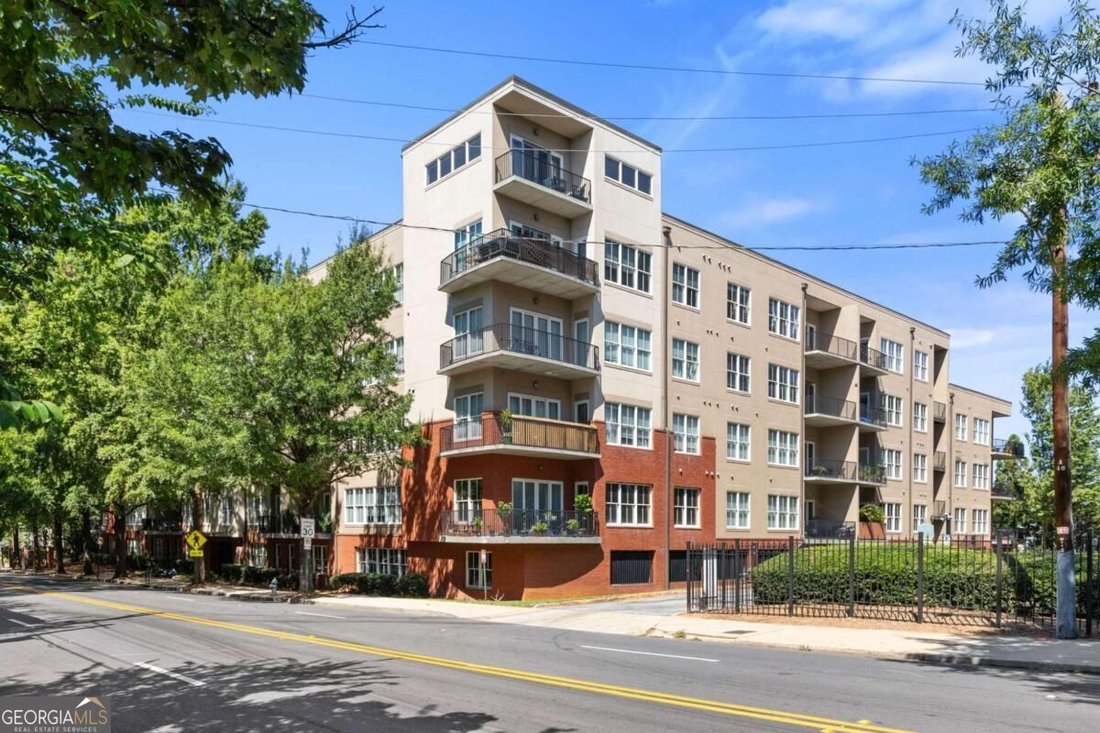 Condo in Atlanta, Georgia, United States 1 - 18890376