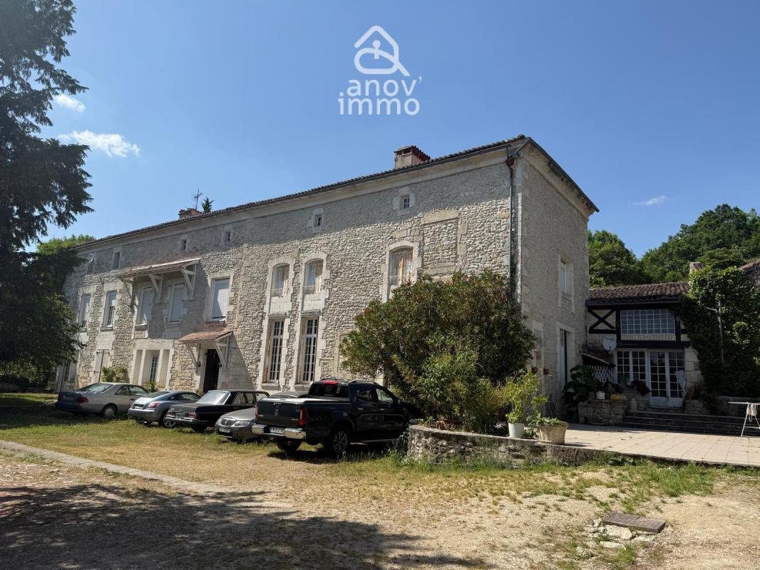 Casa a Mornac, Nuova Aquitania, Francia 1 - 18882733