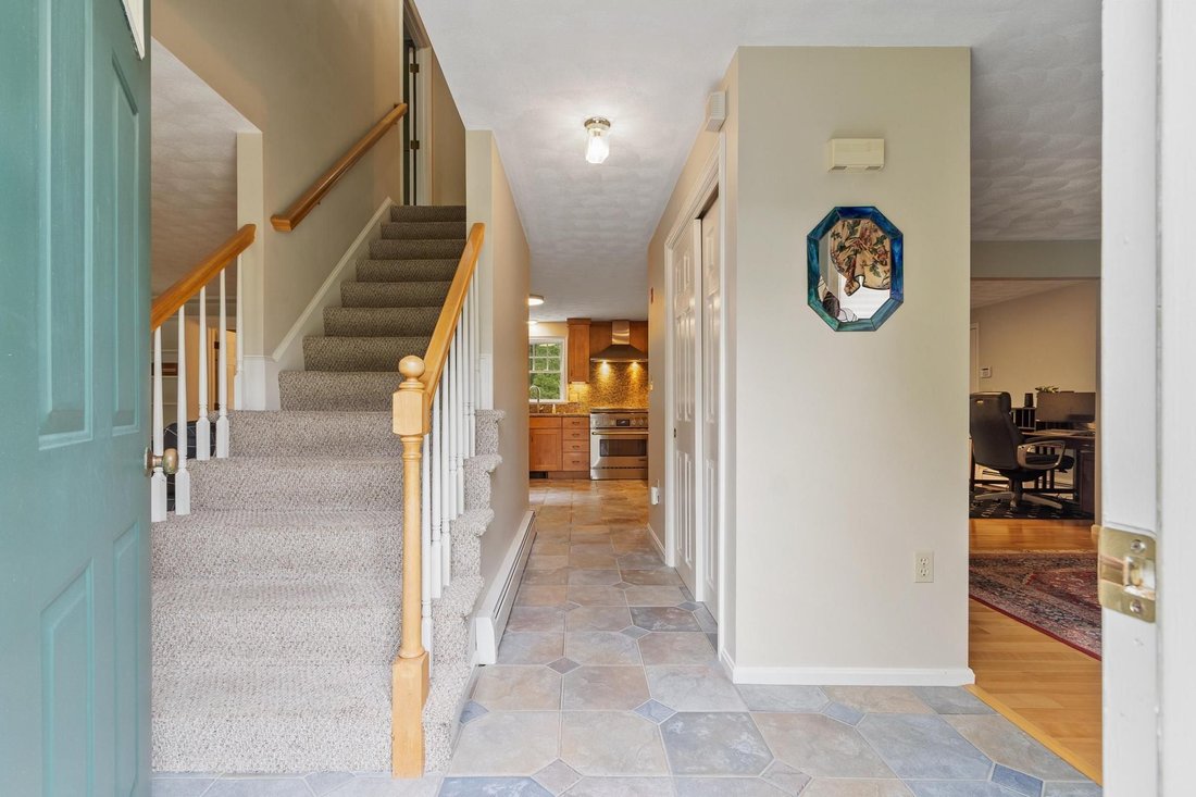 House in Georgetown, Massachusetts, United States 5 - 18878816