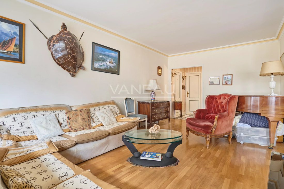 Appartamento a Cambronne-Garibaldi, Paris 15e Arrondissement, Parigi 5 - 18884754