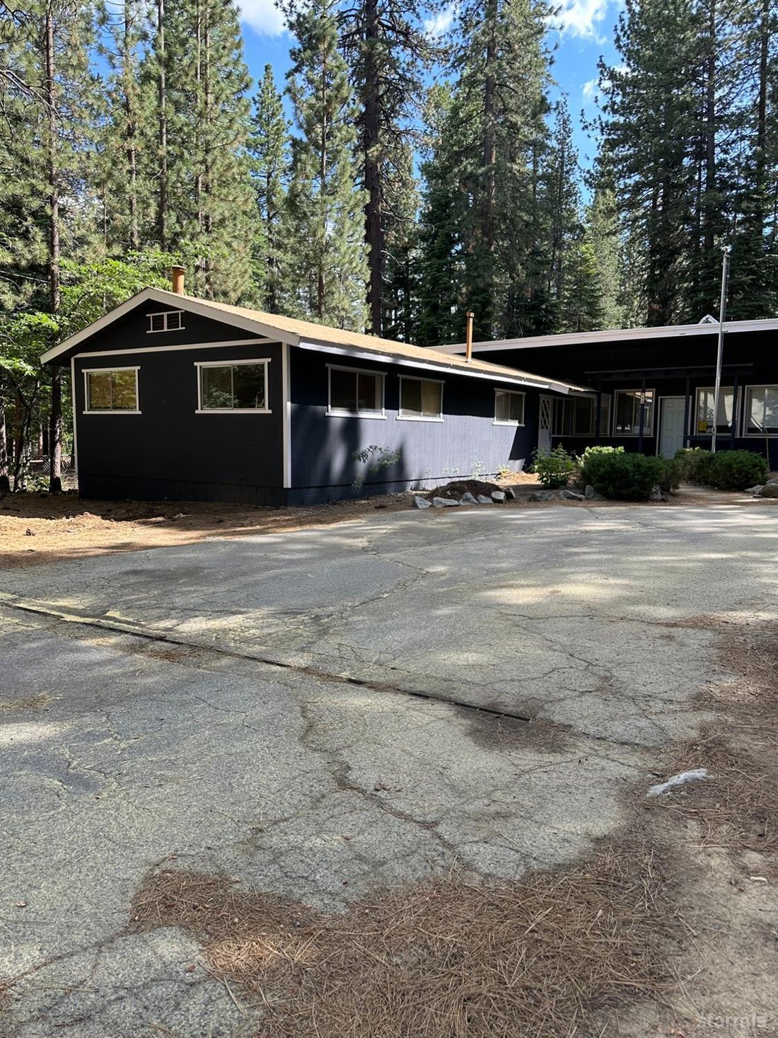 House in South Lake Tahoe, California, United States 1 - 18888075