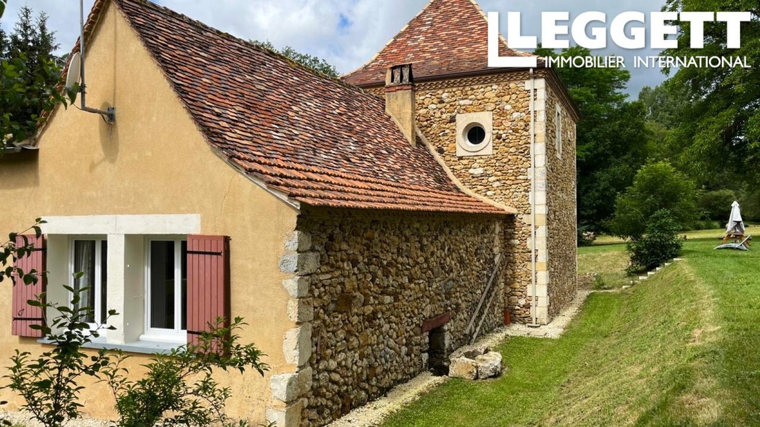 Villa in Montagnac-la-Crempse, Nouvelle-Aquitaine, France 3 - 18880512