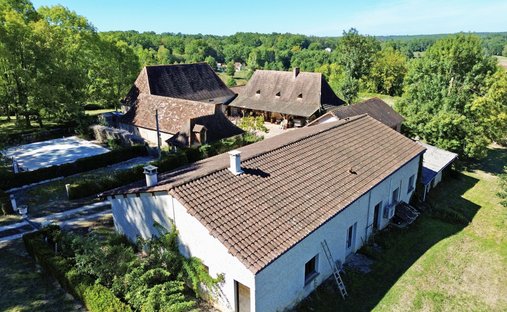 Estate in La Douze, Nouvelle-Aquitaine, France 1