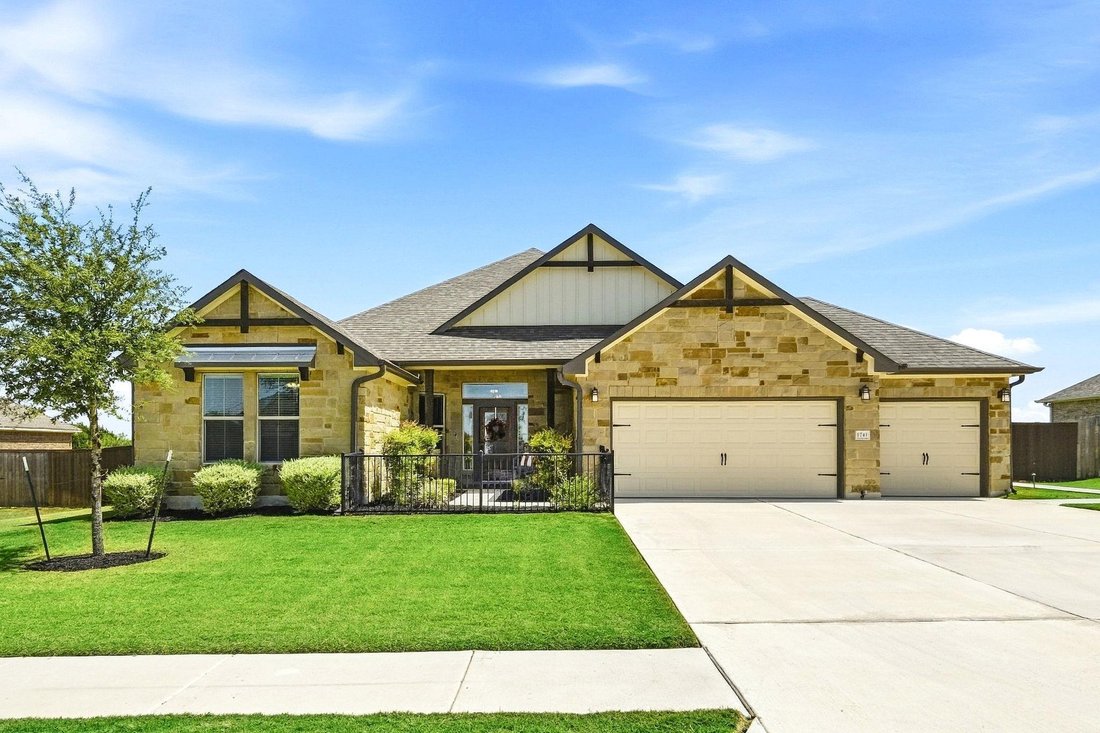 House in Salado, Texas, United States 5 - 18889966