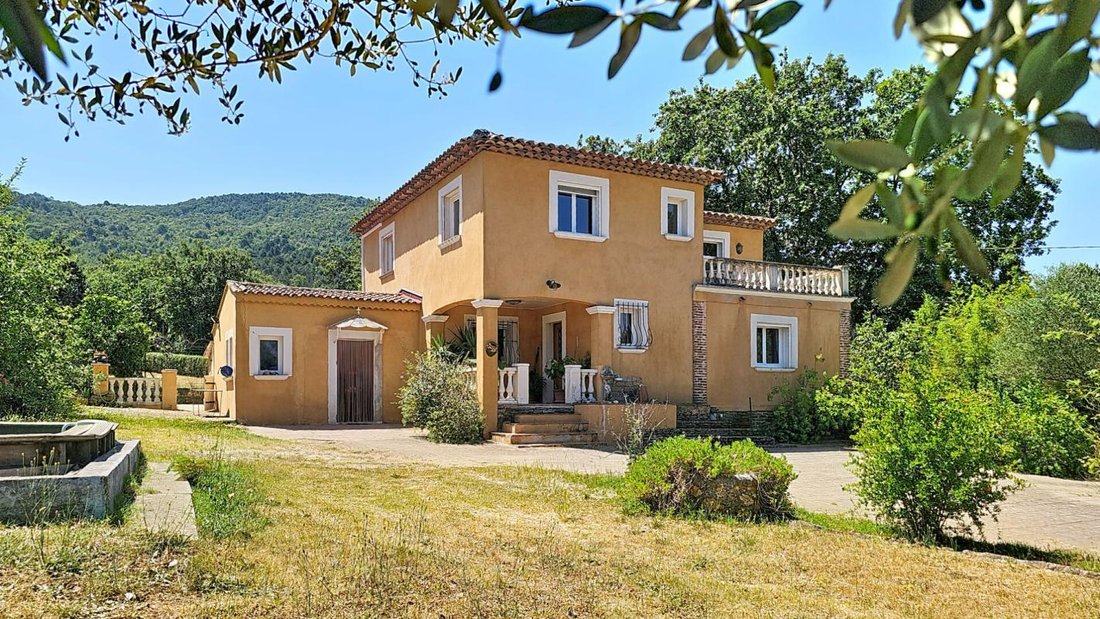 Villa in Gonfaron, Provence-Alpes-Côte d'Azur, France 1 - 18882526