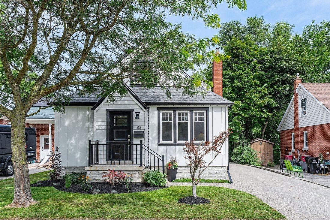 Haus in Waterloo, Ontario, Kanada 1 - 18880128