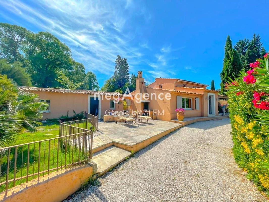 Country House in La Bouverie, Roquebrune-sur-Argens, France 2 - 18883673