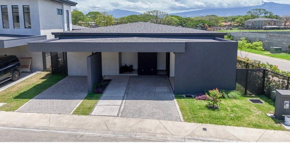 Condo in Santa Ana, San José Province, Costa Rica 1 - 18880096