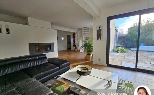 House in Saint-Sebastien-sur-Loire, Pays de la Loire, France 1