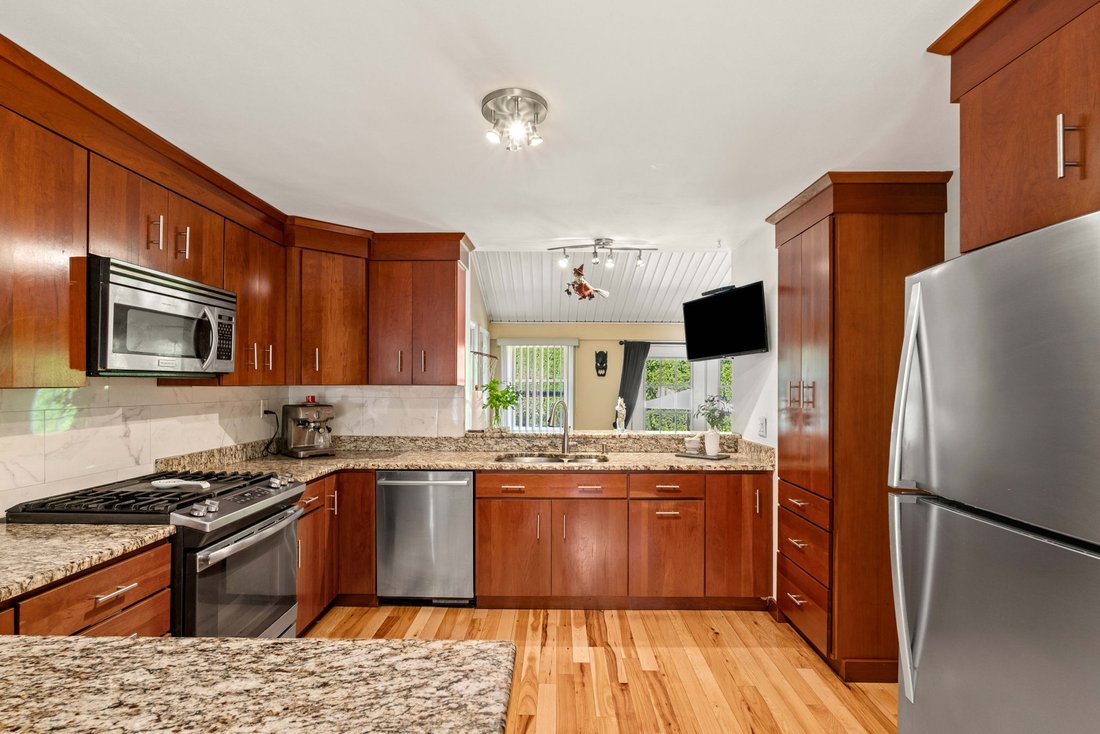 House in Methuen, Massachusetts, United States 3 - 18878751