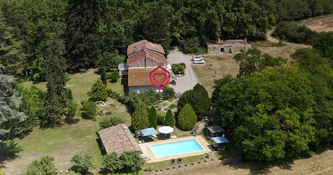 Casa en Mirepoix, Occitania, Francia 2 - 18882487